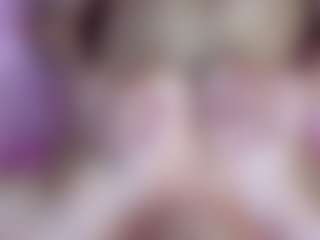 CriseldaMarzella's Live Sex Cam Show