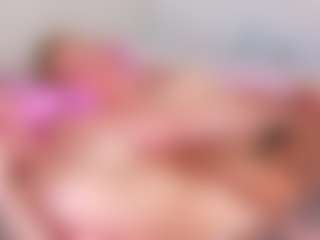 Live cam show with CriseldaMarzella - Ride Torso on StripNow