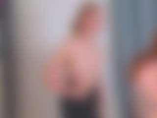 CriseldaMarzella's Live Sex Cam Show