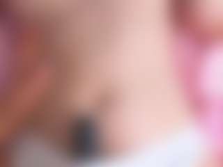 CriseldaMarzella's Live Sex Cam Show
