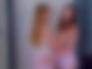 CriseldaMarzella's Live Sex Cam Show