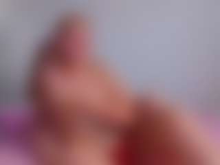 CriseldaMarzella's Live Sex Cam Show