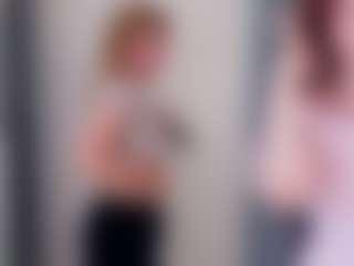 CriseldaMarzella's Live Sex Cam Show