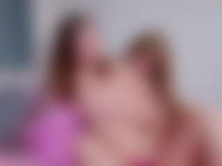 CriseldaMarzella's Live Sex Cam Show