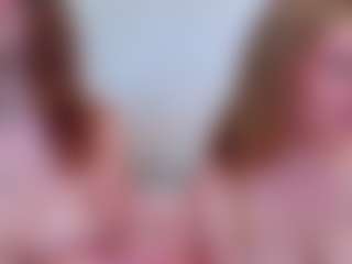 CriseldaMarzella's Live Sex Cam Show