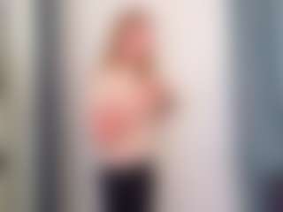 Live cam show with CriseldaMarzella - Thin on Camiplay Live