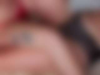CriseldaMarzella's Live Sex Cam Show