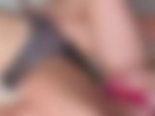CriseldaMarzella's Live Sex Cam Show