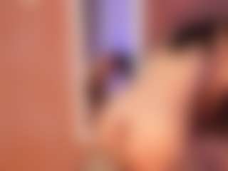 Live cam show with GahiaBelucci - Spanks on Camsoda
