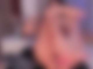 GahiaBelucci's Live Sex Cam Show