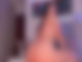 GahiaBelucci's Live Sex Cam Show
