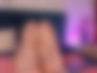 GahiaBelucci's Live Sex Cam Show