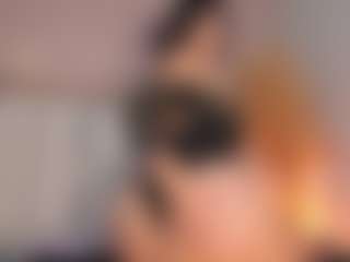 Live cam show with GahiaBelucci - BBW on Free Soda