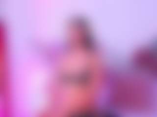 GahiaBelucci's Live Sex Cam Show