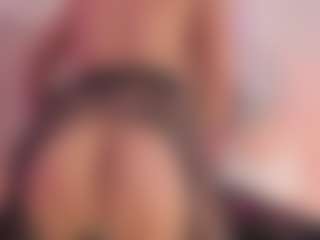 GahiaBelucci's Live Sex Cam Show