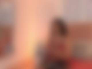 GahiaBelucci's Live Sex Cam Show