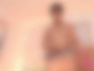GahiaBelucci's Live Sex Cam Show