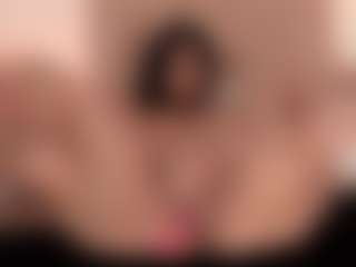GahiaBelucci's Live Sex Cam Show