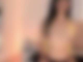 GahiaBelucci's Live Sex Cam Show