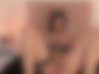 GahiaBelucci's Live Sex Cam Show