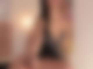 GahiaBelucci's Live Sex Cam Show