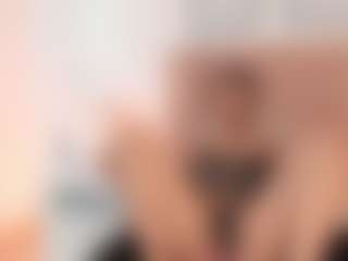 GahiaBelucci's Live Sex Cam Show