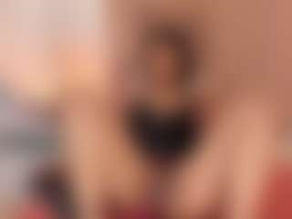 GahiaBelucci's Live Sex Cam Show