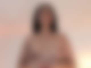 Live cam show with GahiaBelucci - BBW on StripNow