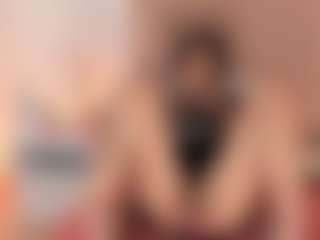 GahiaBelucci's Live Sex Cam Show