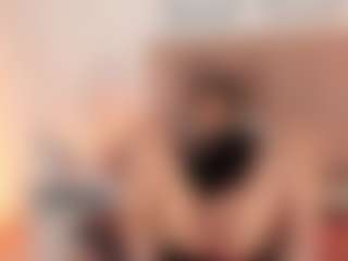 GahiaBelucci's Live Sex Cam Show