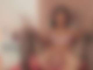 GahiaBelucci's Live Sex Cam Show