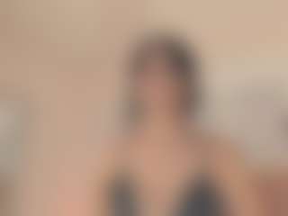 GahiaBelucci's Live Sex Cam Show