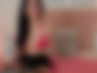 GahiaBelucci's Live Sex Cam Show