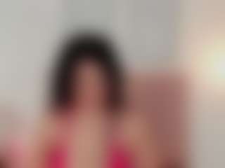 GahiaBelucci's Live Sex Cam Show