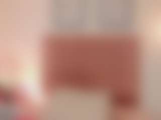 Live cam show with GahiaBelucci - Dildo on StripNow