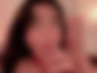 Live cam show with GahiaBelucci - Teen (18+) on x69.live
