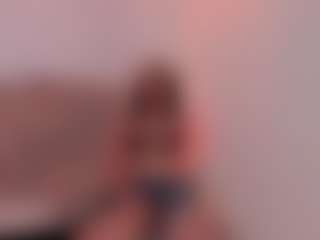 Live cam show with GahiaBelucci - Ahegao on sexylive.show