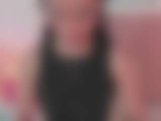 GahiaBelucci's Live Sex Cam Show