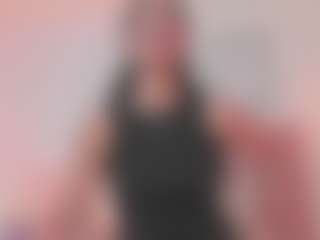 GahiaBelucci's Live Sex Cam Show