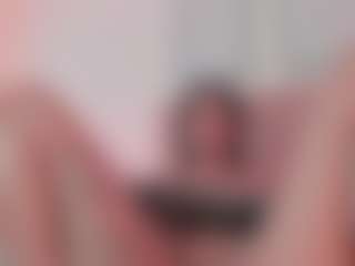 GahiaBelucci's Live Sex Cam Show