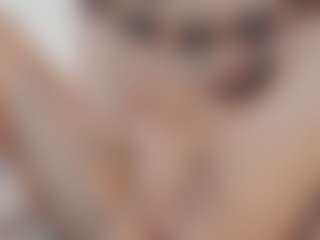 GahiaBelucci's Live Sex Cam Show