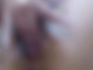 Live cam show with luna-hawks - Roleplay on chickslive.net