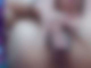 Live cam show with luna-hawks - Camel Toe on liverealitysex.com