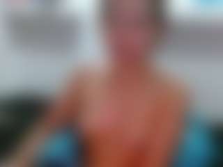 luna-hawks's Live Sex Cam Show