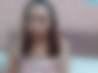Live cam show with luna-hawks - Body Massage on studioflirtlive.com