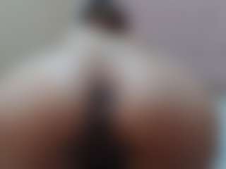 Live cam show with luna-hawks - Camel Toe on Camsoda