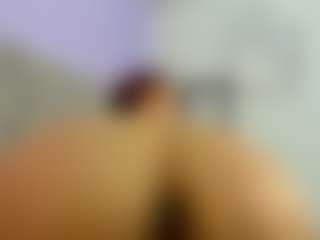 Live cam show with luna-hawks - Ebony Petite on Camiplay Live