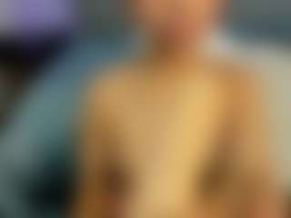 luna-hawks's Live Sex Cam Show