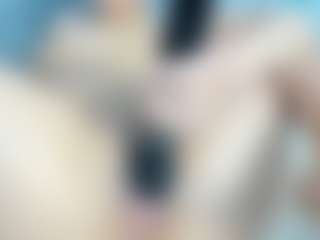 Live cam show with luna-hawks - Petite on LiveSexCams6