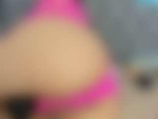 Live cam show with luna-hawks - Red Hair on Camsoda